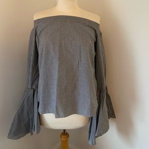 NWT Gingham off the shoulder shirt w/ bell sleeves